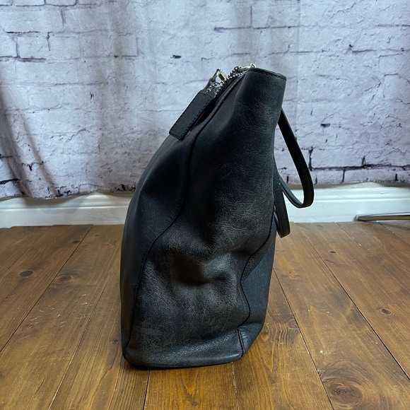 Coach Madison Saffiano East/West Bond Tote black leather bag - Picture 3 of 13